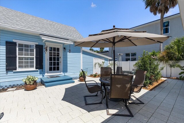 8407 Interbay Blvd, Tampa, FL 33616 - view of patio featuring outdoor dining area