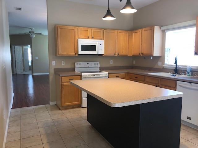 500 Wellesly St, Oviedo, FL 32765 - photo 4