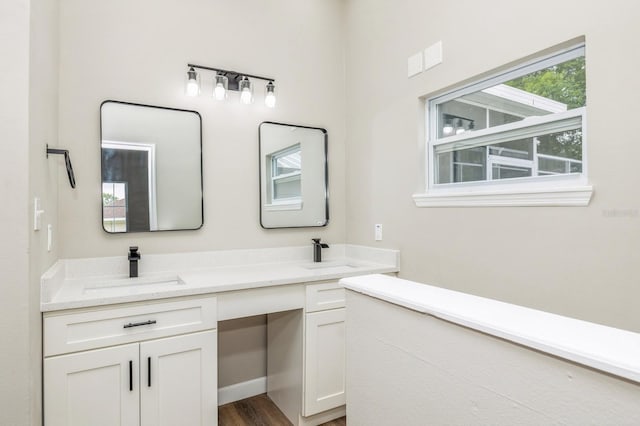 1660 Justin Matthew Way, Saint Cloud, FL 34771 - bathroom with double vanity