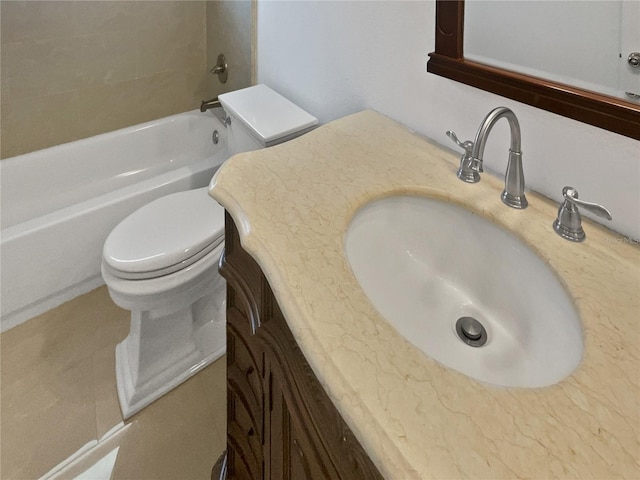 11356 Callaway Pond Dr, Riverview, FL 33579 - bathroom featuring vanity and  shower combination