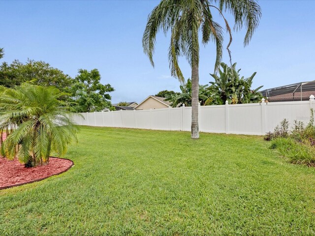 14322 Pine Cone Trl, Clermont, FL 34711 - view of fenced backyard