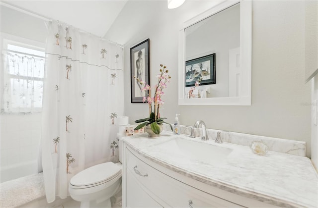 1752 Challenger Ave, Davenport, FL 33897 - full bathroom featuring vanity and shower / bath combo with shower curtain