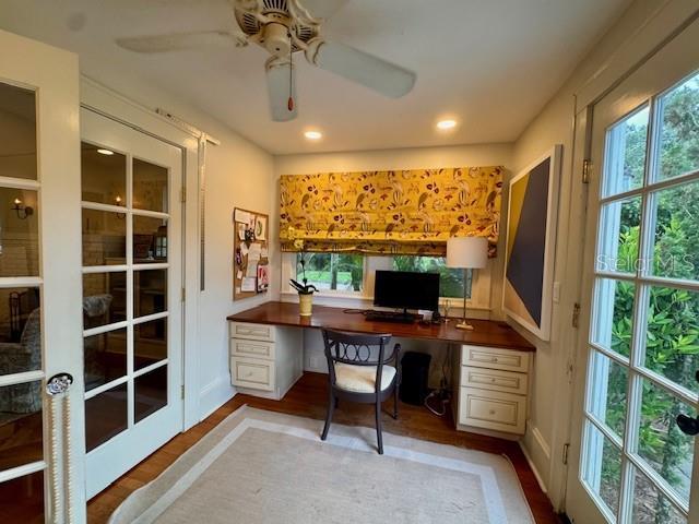 501 Richmond St, Orlando, FL 32806 - office featuring ceiling fan, built in study area, recessed lighting, and wood finished floors