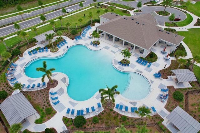 1565 Diamond Loop Dr, Kissimmee, FL 34744 - drone / aerial view of a pool