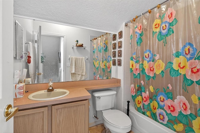 2076 Shannon Lakes Blvd, Kissimmee, FL 34743 - bathroom featuring a textured ceiling, vanity, and shower / bathtub combination with curtain