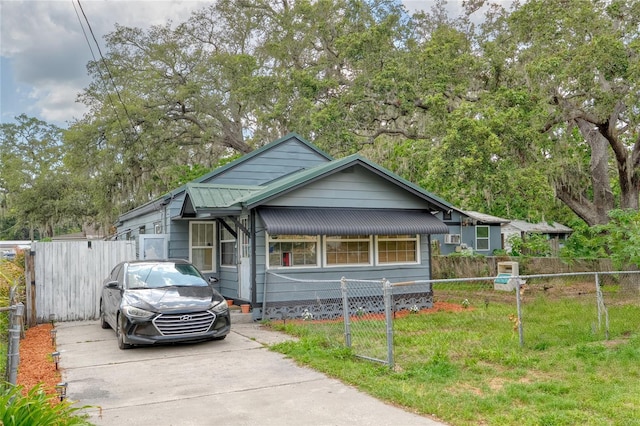8910 N Ashley St, Tampa, FL 33604 - photo 2