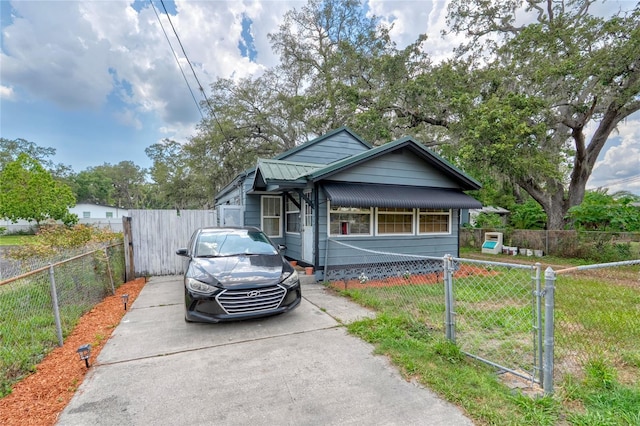 8910 N Ashley St, Tampa, FL 33604 - photo 8