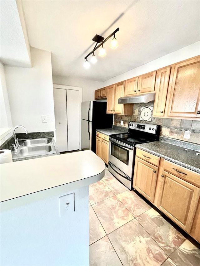 5500 Devonbriar Way Unit 202, Orlando, FL 32822 - kitchen with stainless steel electric range, light brown cabinetry, under cabinet range hood, and backsplash