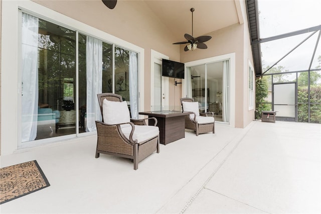 9285 Wickham Way, Orlando, FL 32836 - sunroom / solarium with ceiling fan and vaulted ceiling