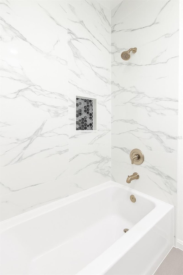 1309 Hillsborough Ln, Kissimmee, FL 34759 - full bath featuring shower / tub combination