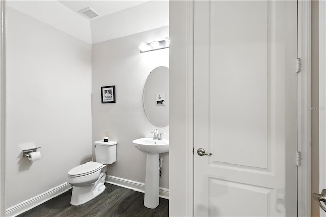 13924 Jomatt Loop, Winter Garden, FL 34787 - half bath with toilet and wood finished floors