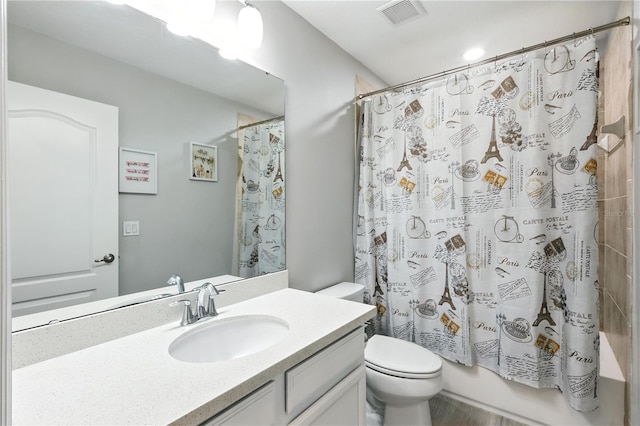 13924 Jomatt Loop, Winter Garden, FL 34787 - full bath featuring vanity and shower / tub combo with curtain
