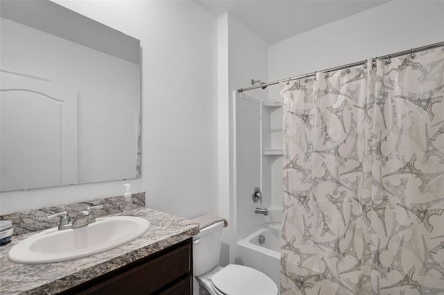 1351 Fox Squirrel Dr, Davenport, FL 33897 - bathroom featuring vanity and shower / tub combo