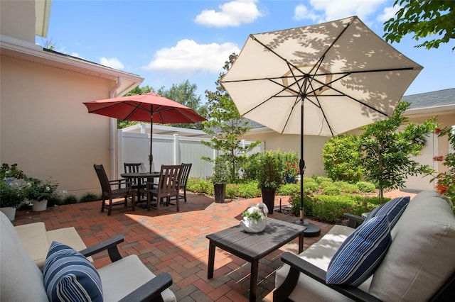 4709 Fox St, Orlando, FL 32814 - view of patio with outdoor dining space and outdoor lounge area