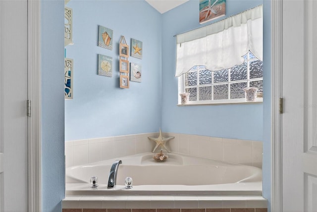 544 Lake Sumner Dr, Groveland, FL 34736 - bathroom with a bath