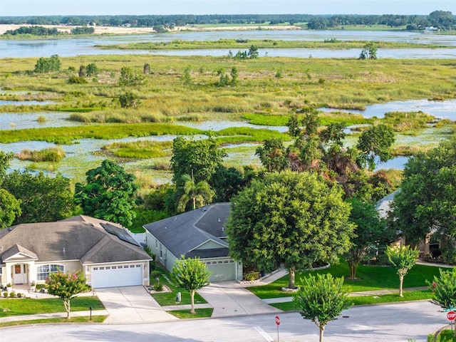 544 Lake Sumner Dr, Groveland, FL 34736 - aerial view of property and surrounding area featuring a nearby body of water
