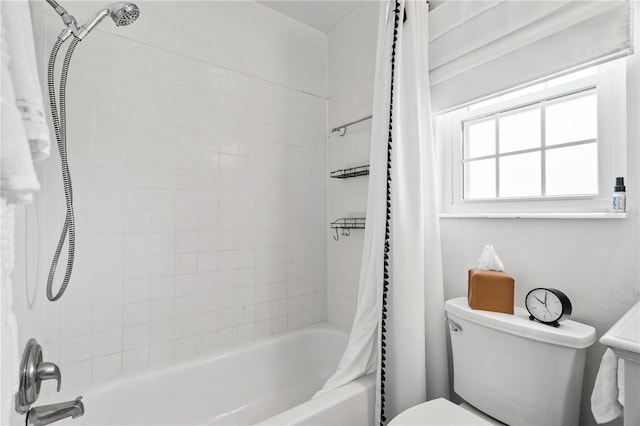 1100 E Caroline St Unit 204, Tavares, FL 32778 - full bathroom featuring shower / bath combination with curtain and toilet