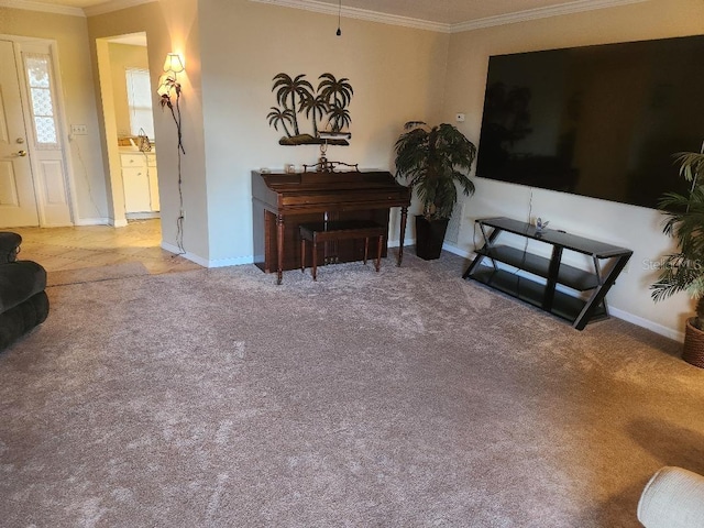1626 Willow Run, Sebring, FL 33872 - living area with crown molding and carpet