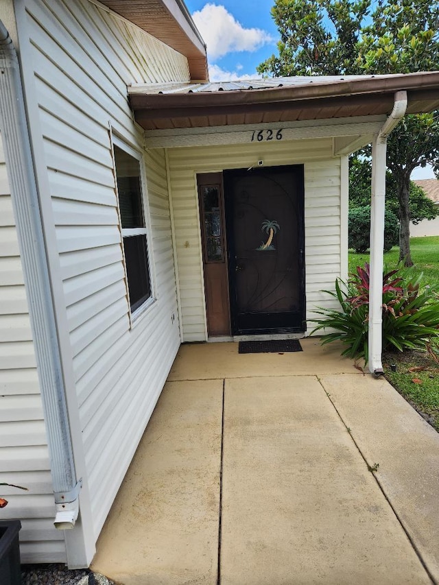 1626 Willow Run, Sebring, FL 33872 - view of exterior entry