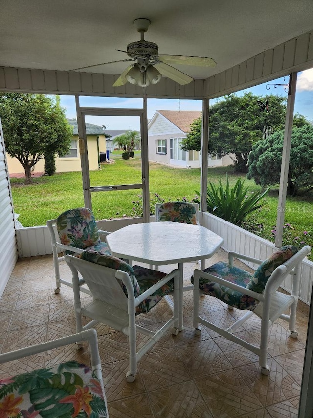 1626 Willow Run, Sebring, FL 33872 - sunroom / solarium featuring a ceiling fan, healthy amount of natural light, and outdoor dining space