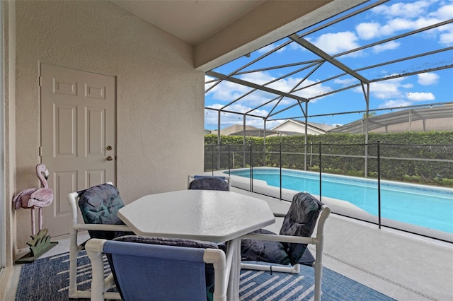 2222 Wyndham Palms Way, Kissimmee, FL 34747 - view of patio with glass enclosure