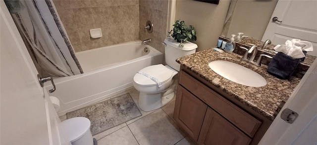 844 Suffolk Pl, Davenport, FL 33896 - bathroom featuring shower / bath combination with curtain, vanity, and tile patterned floors