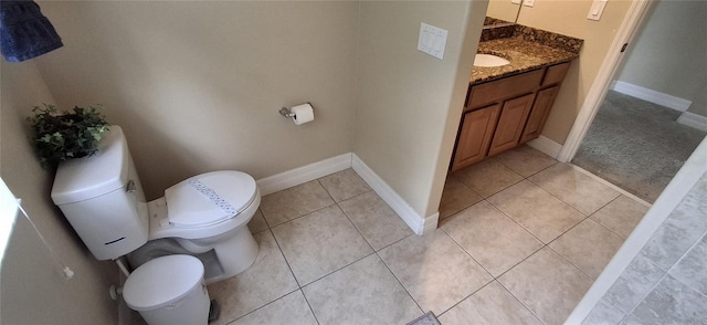 844 Suffolk Pl, Davenport, FL 33896 - bathroom featuring vanity and tile patterned flooring
