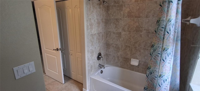 844 Suffolk Pl, Davenport, FL 33896 - bathroom with shower / bathtub combination with curtain and tile patterned floors