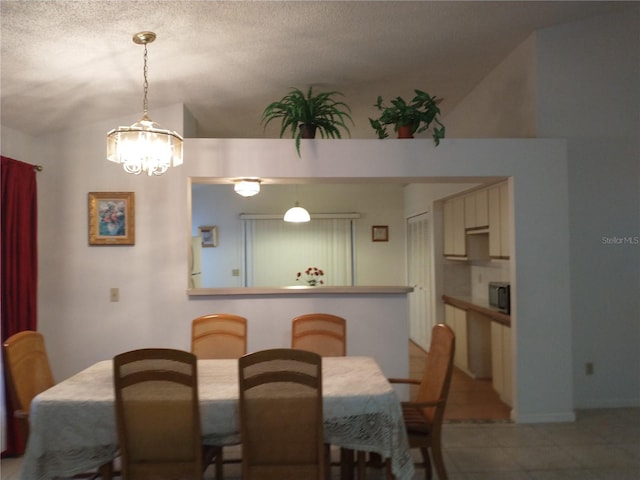 Listing photo 4 - caption unavailable