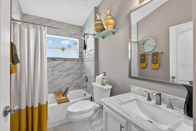 533 Quail Down Dr, Debary, FL 32713 - bathroom featuring vanity and shower / tub combo with curtain