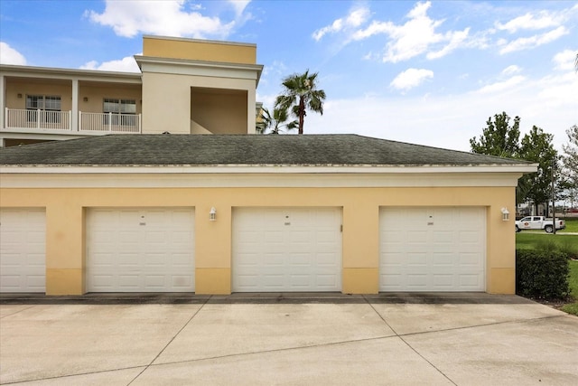 7509 Mourning Dove Cir Unit 204, Reunion, FL 34747 - view of garage