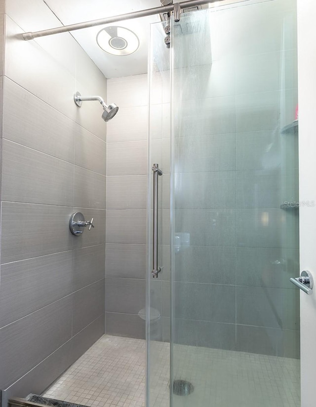 10 N Summerlin Ave Unit 14, Orlando, FL 32801 - full bathroom featuring a stall shower