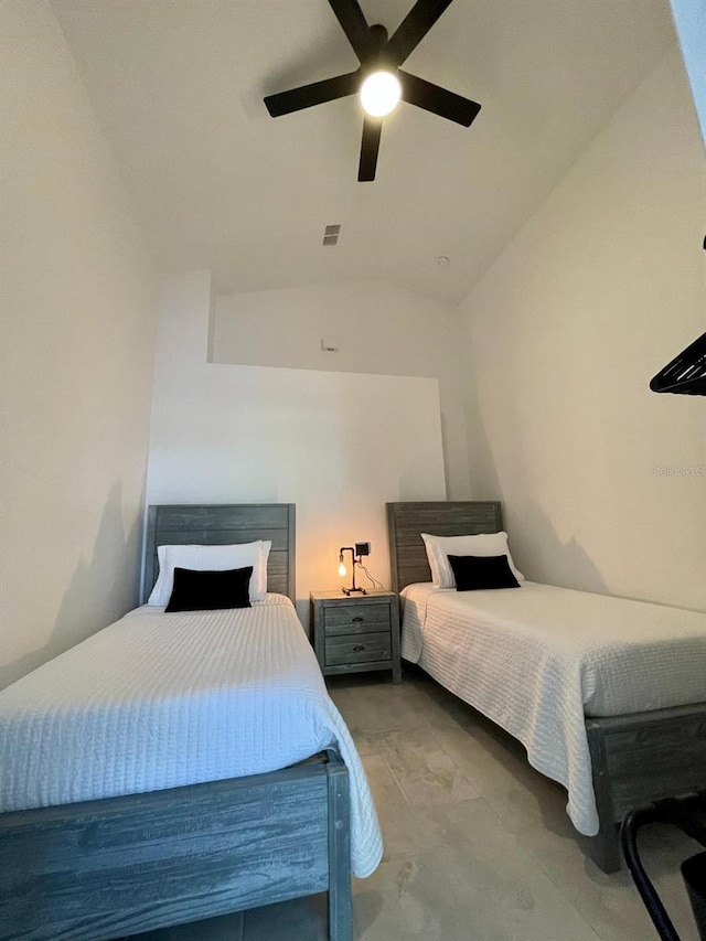 2505 Osprey Creek Ct, Kissimmee, FL 34747 - bedroom featuring vaulted ceiling and a ceiling fan