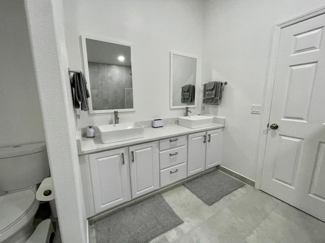 2505 Osprey Creek Ct, Kissimmee, FL 34747 - bathroom with double vanity and tiled shower