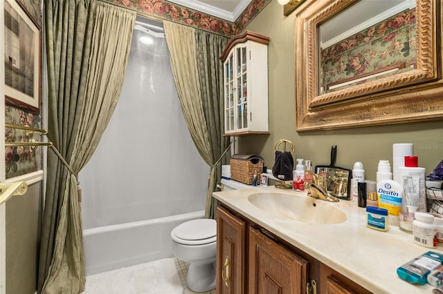 2208 Mcmahon Ct Unit 1033, Orlando, FL 32812 - bathroom featuring vanity, shower / bathtub combination with curtain, and tile patterned flooring