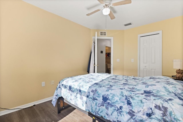 1716 Westerly Dr, Brandon, FL 33511 - bedroom with wood finished floors, a closet, and a ceiling fan