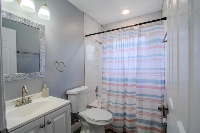 2005 Dalton Ave, Deltona, FL 32725 - full bath featuring vanity and a shower with shower curtain