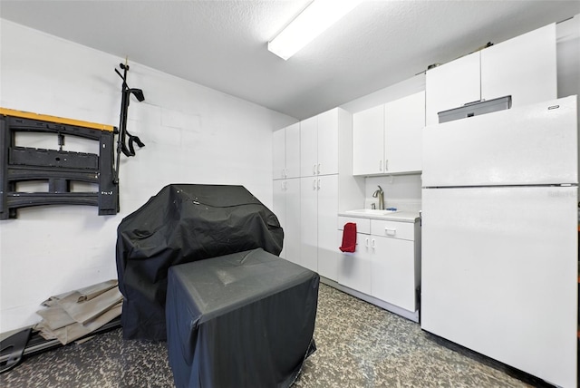 1430 Challenger Ave, Davenport, FL 33897 - misc room featuring a sink