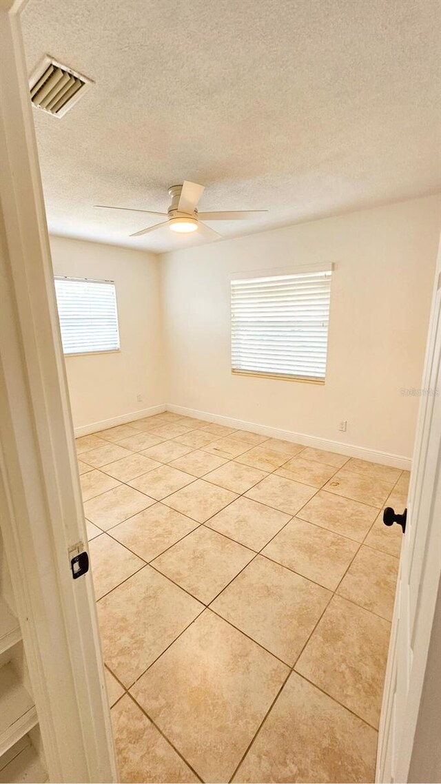 530 74th Ave N, Saint Petersburg, FL 33702 - photo 19