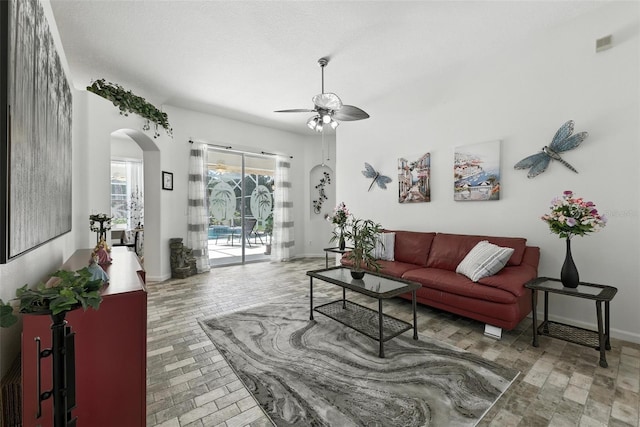 325 Prestwick Dr, Davenport, FL 33897 - photo 8