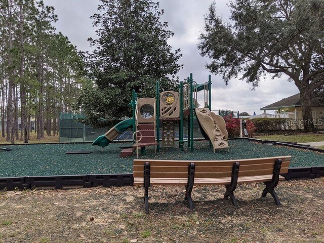 325 Prestwick Dr, Davenport, FL 33897 - photo 32