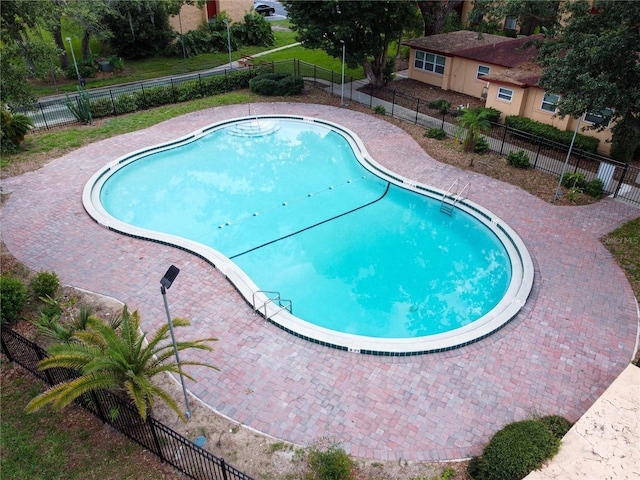 2850 N Powers Dr Unit 74, Orlando, FL 32818 - view of community pool