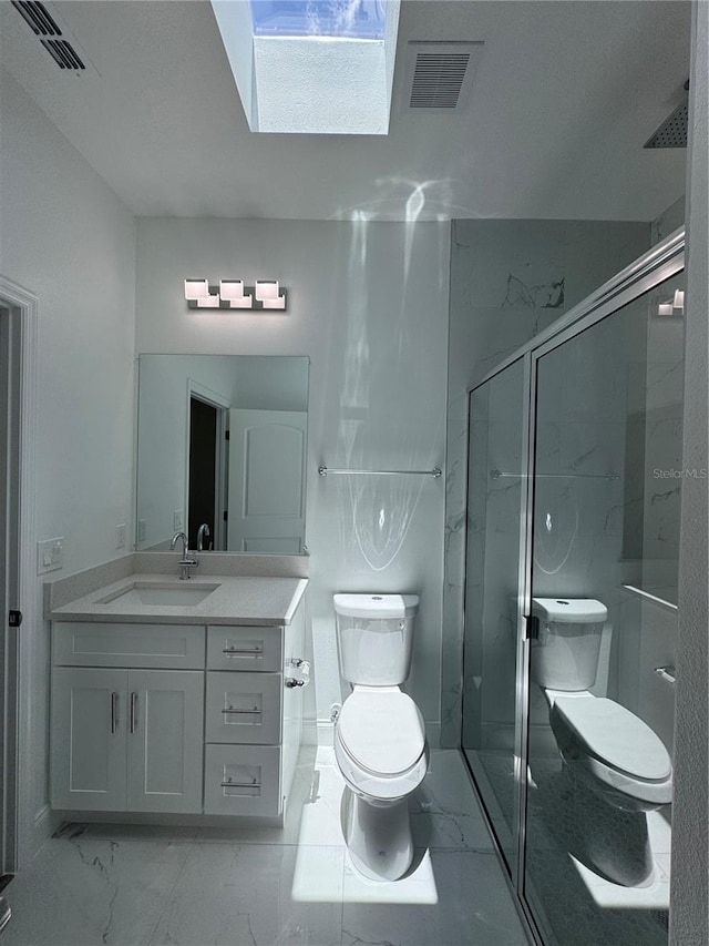 320 W Necho Ave, Lake Alfred, FL 33850 - full bath with vanity, a marble finish shower, marble finish flooring, and a skylight