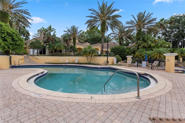 1825 Shadow View Cir Unit 1825, Maitland, FL 32751 - view of community pool