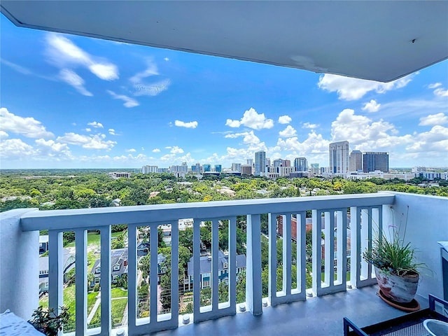 400 E Colonial Dr Unit 1501, Orlando, FL 32803 - balcony with a view of skyline