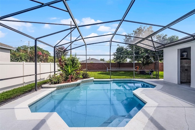 3711 Half Moon Dr, Orlando, FL 32812 - view of swimming pool featuring a fenced backyard, a patio area, and glass enclosure