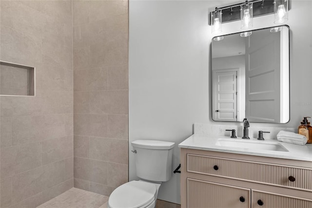 1780 Mizell Ave, Winter Park, FL 32789 - full bath with vanity and tiled shower