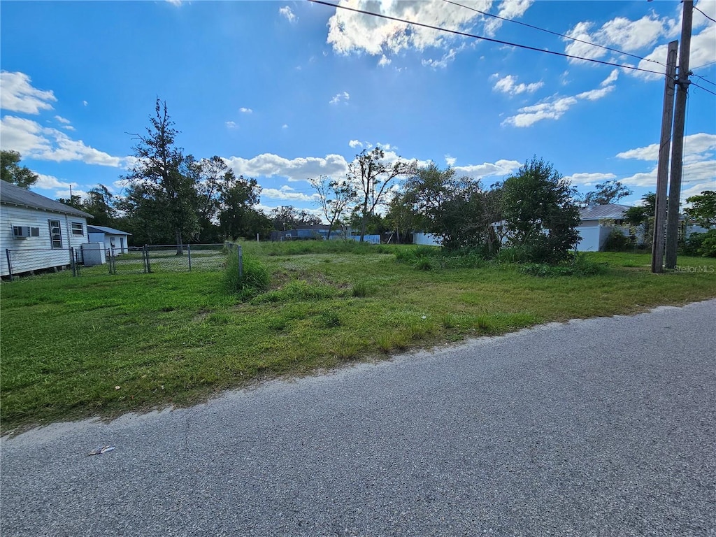 830 2nd St, Winter Haven, FL 33881