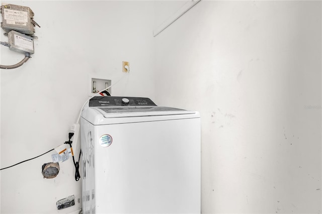2728 Tally Ho Ave 2722, 2724, 2726, Orlando, FL 32826 - laundry area featuring washer / clothes dryer