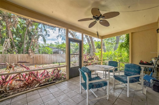 4799 Lighthouse Rd, Orlando, FL 32808 - sunroom with ceiling fan
